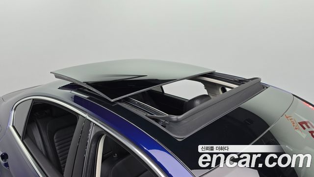 Volkswagen Passat 2018 — photo 20