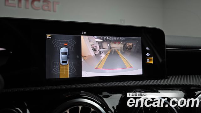 Mercedes-Benz A-Class 2020 — photo 21