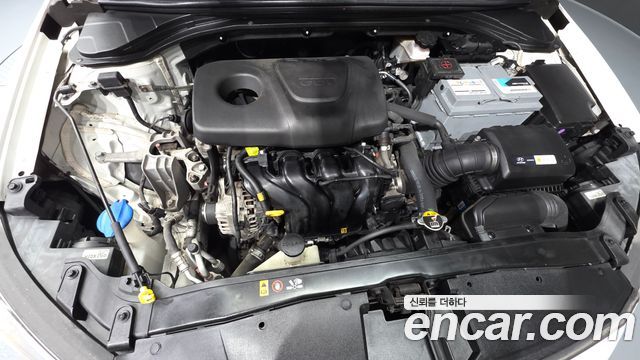 Hyundai AVANTE 2018 — photo 6