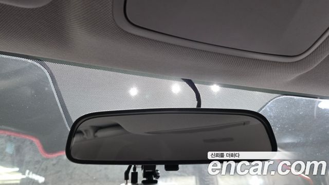 Hyundai AVANTE 2018 — photo 25