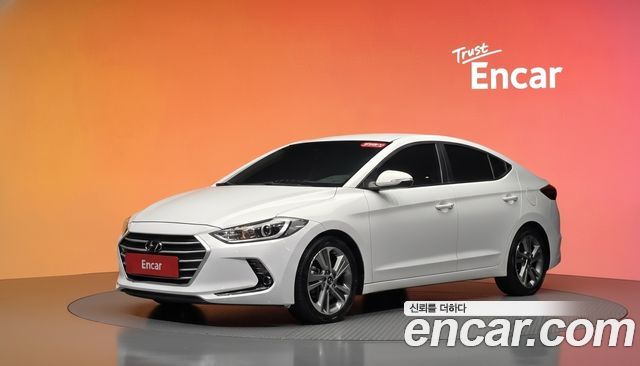 Hyundai AVANTE 2018 — photo 1