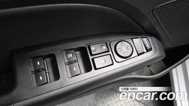 Hyundai AVANTE 2018 — photo 29