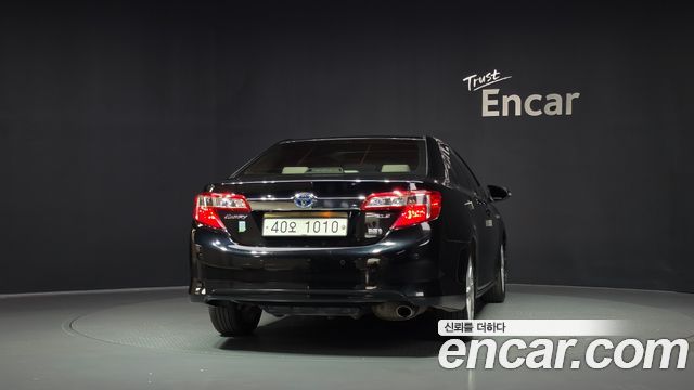 Toyota Camry 2012 — photo 4