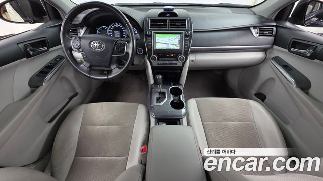 Toyota Camry 2012 — photo 7