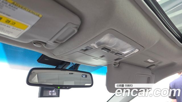 Toyota Camry 2012 — photo 17