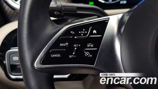Mercedes-Benz A-Class 2025 — photo 20