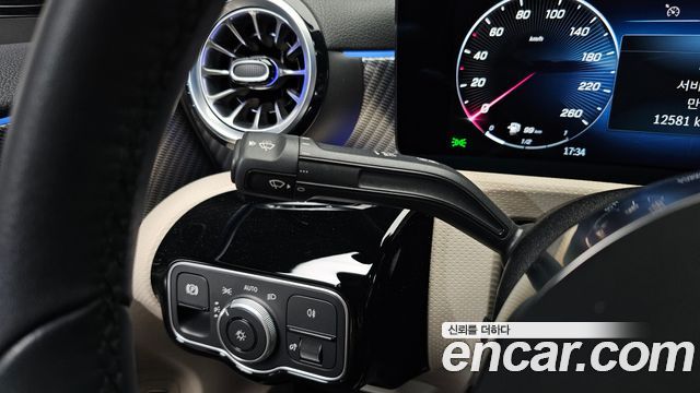 Mercedes-Benz A-Class 2025 — photo 23