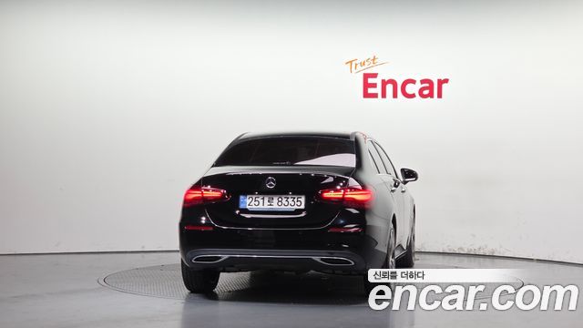 Mercedes-Benz A-Class 2025 — photo 4