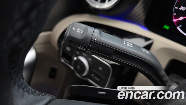 Mercedes-Benz A-Class 2025 — photo 16