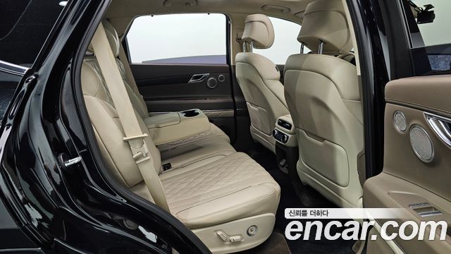 Genesis GV80 2022 — photo 12