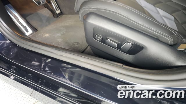BMW 5-Series 2024 — photo 25