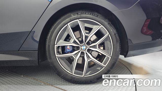 BMW 5-Series 2024 — photo 7