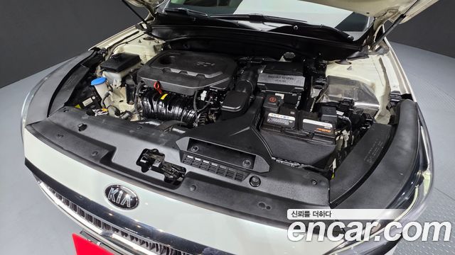 Kia K7 2016 — photo 6