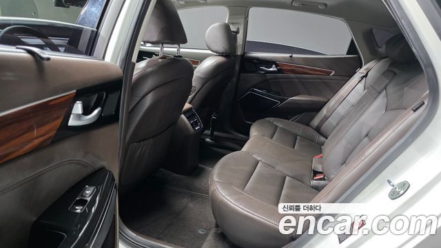 Kia K7 2016 — photo 12