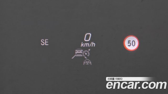 Mercedes-Benz E-Class 2022 — photo 23