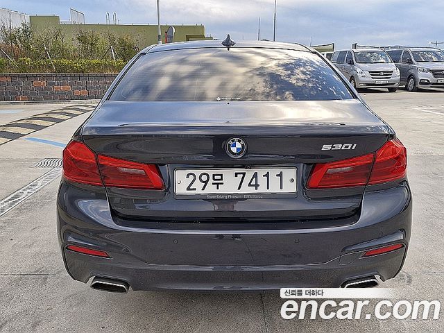 BMW 5-Series 2017 — photo 4