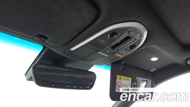 Genesis G70 2021 — photo 24