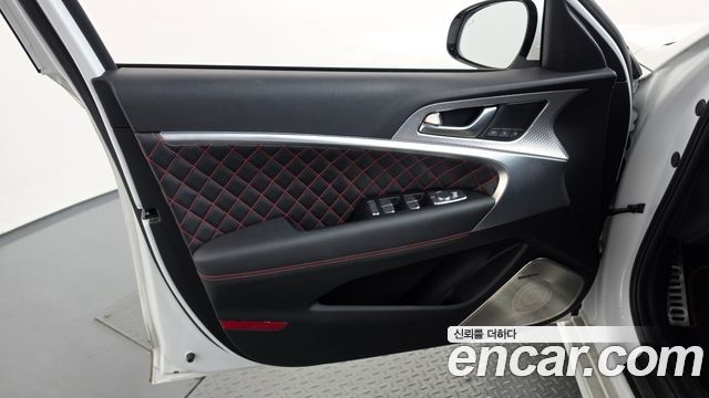 Genesis G70 2021 — photo 14