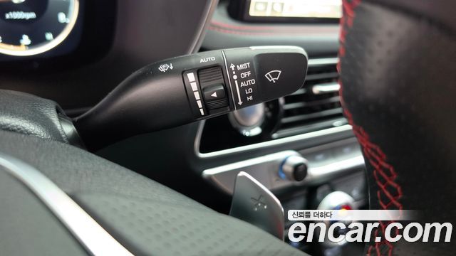 Genesis G70 2021 — photo 27