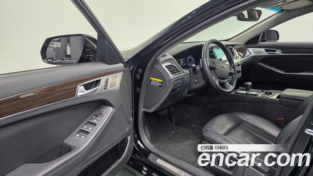 Genesis G80 2017 — photo 18