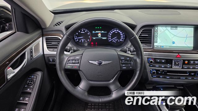 Genesis G80 2017 — photo 24