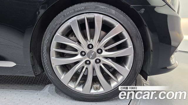 Genesis G80 2017 — photo 7