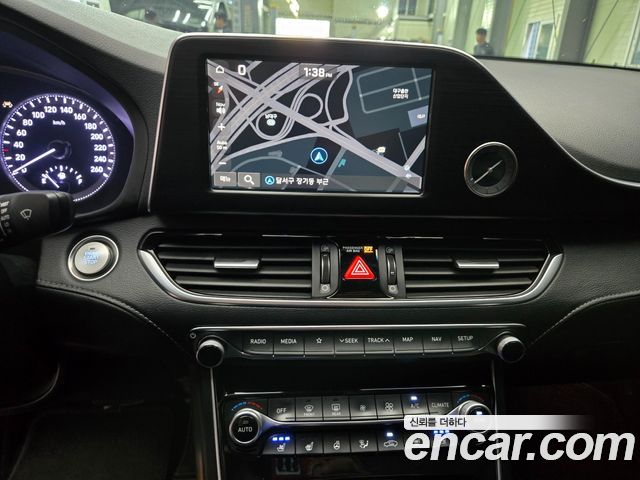 Hyundai Grandeur 2018 — photo 12