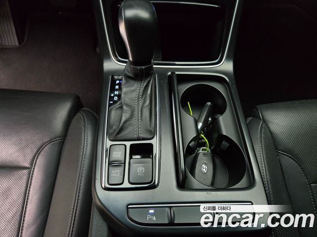 Hyundai Grandeur 2018 — photo 13