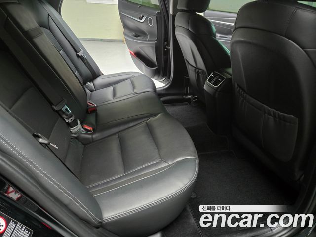 Hyundai Grandeur 2018 — photo 17