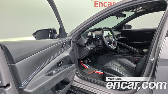 Hyundai AVANTE 2022 — photo 13