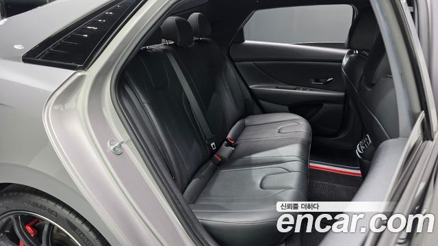 Hyundai AVANTE 2022 — photo 17