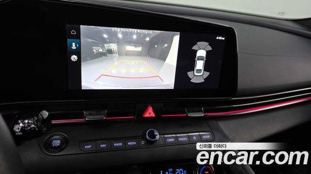 Hyundai AVANTE 2022 — photo 24