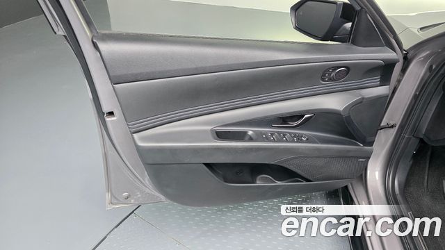 Hyundai AVANTE 2022 — photo 14