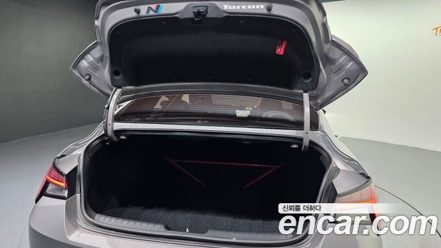 Hyundai AVANTE 2022 — photo 32