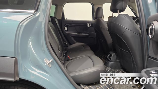 Mini Countryman 2021 — photo 17