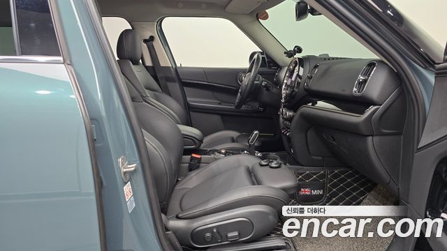 Mini Countryman 2021 — photo 16