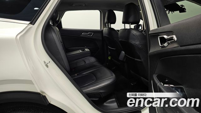 Kia Sportage 2022 — photo 18