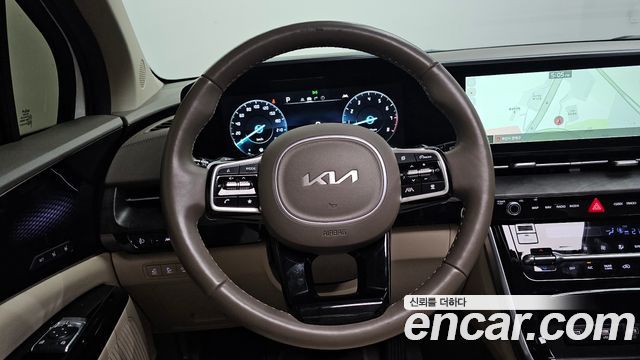 Kia Canival 2023 — photo 21