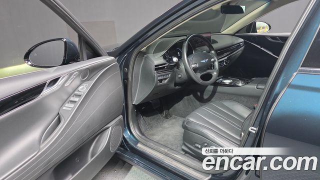 Genesis G80 2022 — photo 10