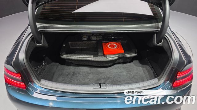 Genesis G80 2022 — photo 16