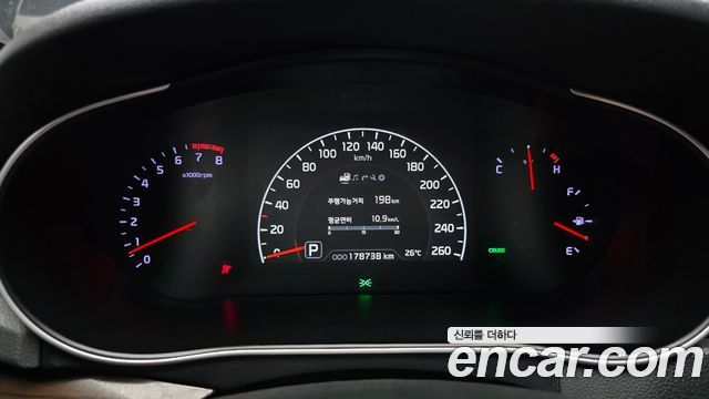Kia K7 2015 — photo 8