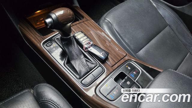Kia K7 2015 — photo 9