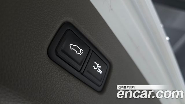 Kia Canival 2023 — photo 26