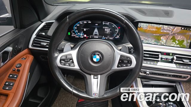 BMW X5 2022 — photo 20