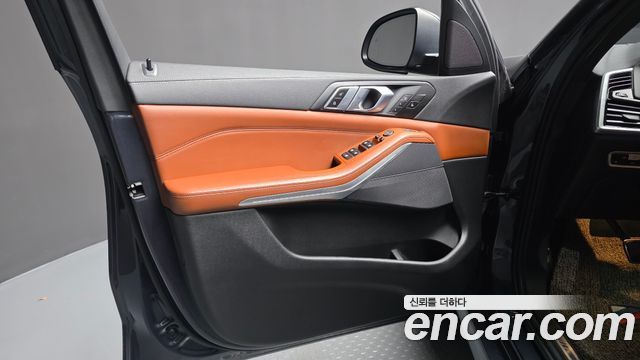 BMW X5 2022 — photo 14