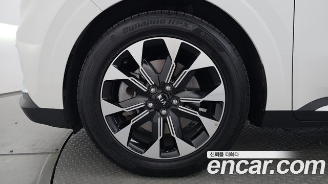 Kia Canival 2021 — photo 5