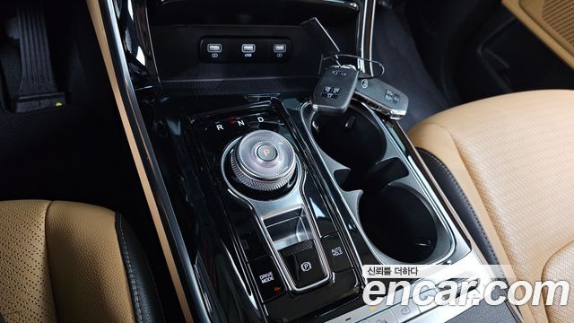 Kia Canival 2021 — photo 12
