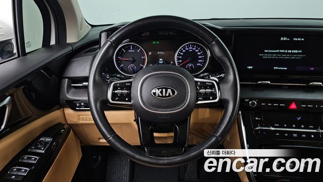 Kia Canival 2021 — photo 19