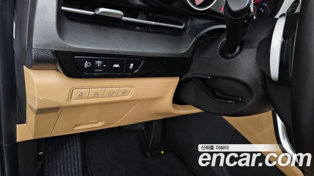 Kia Canival 2021 — photo 25