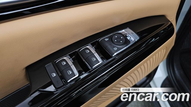Kia Canival 2021 — photo 26